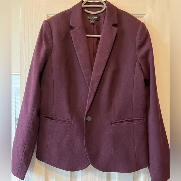Anne Taylor Full Suit in Plum - Picture 4 of 9